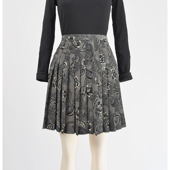 Vintage 90s Gray Pleated Floral and Paisley Academia Schoolgirl Mini Skirt M - Picture 1 of 7